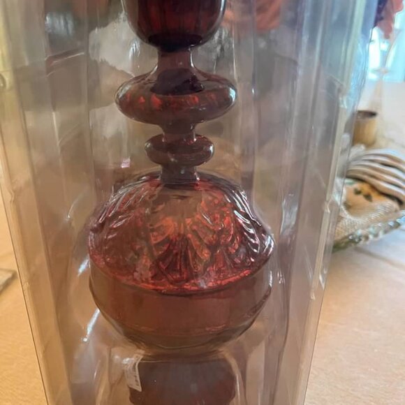 Burgundy 16" Glass Tree Topper - Picture 2 of 3